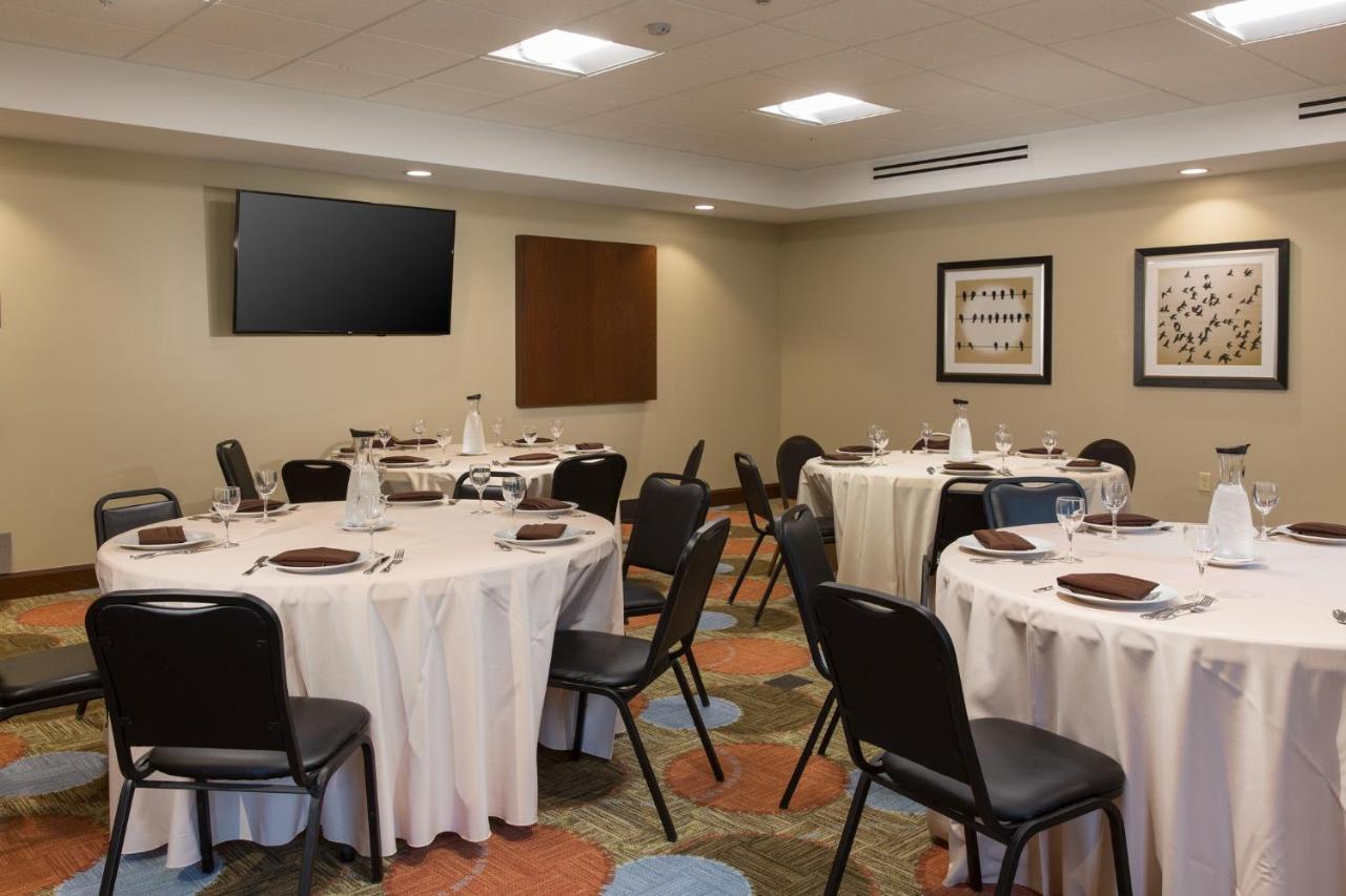 Staybridge Suites Corona South By Ihg Esterno foto