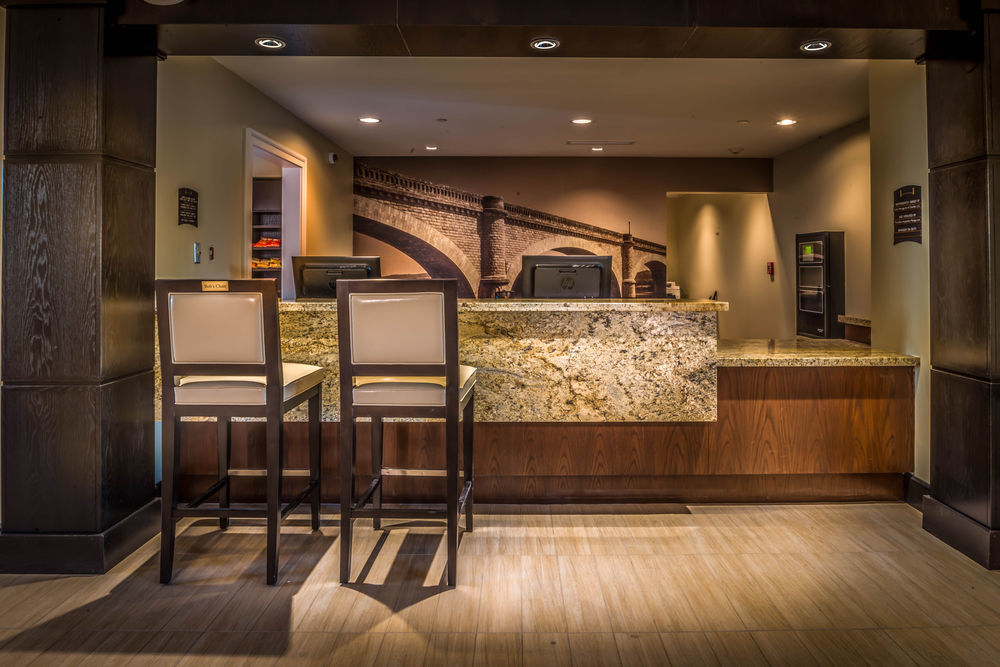 Staybridge Suites Corona South By Ihg Esterno foto