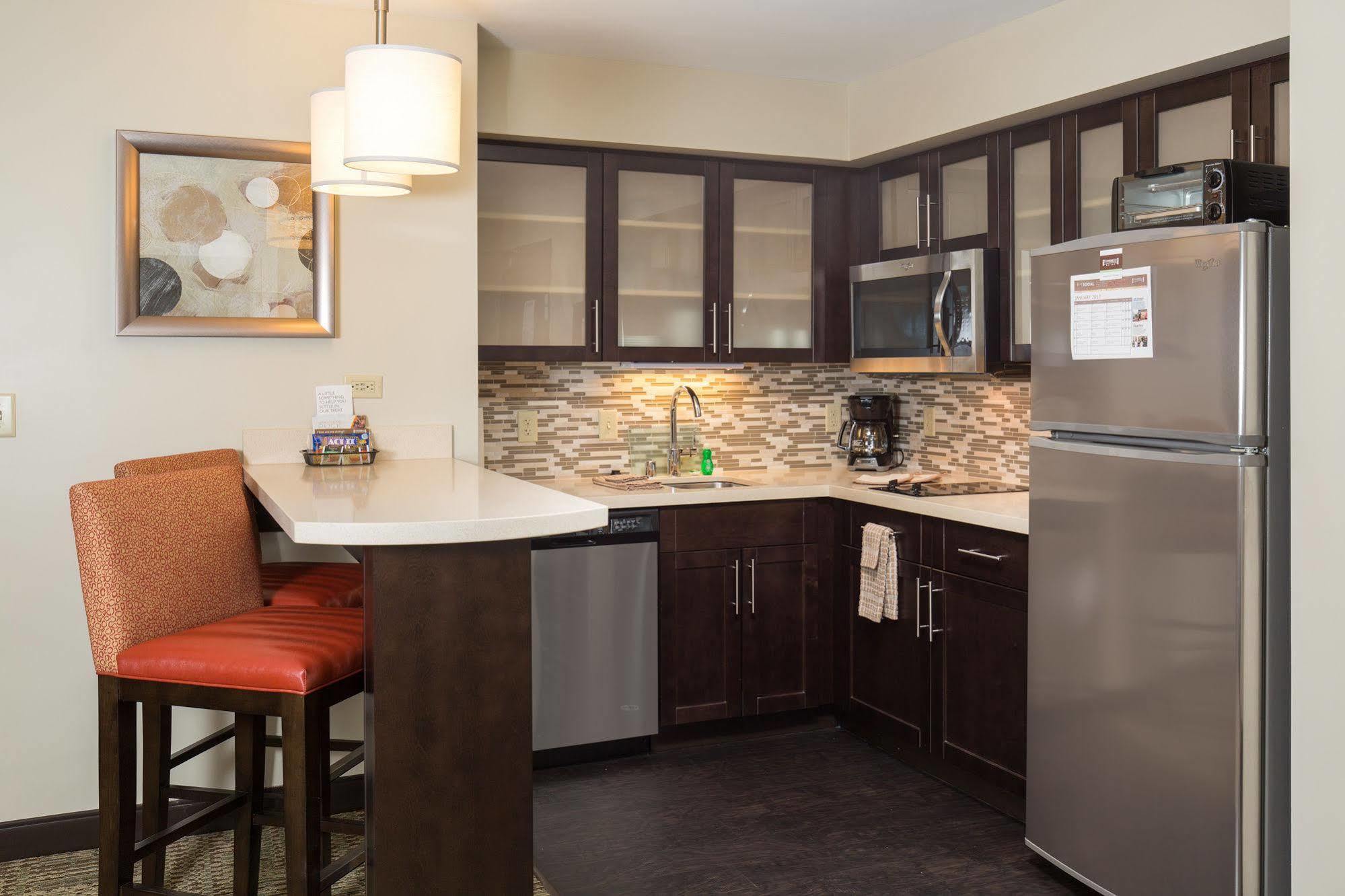 Staybridge Suites Corona South By Ihg Esterno foto